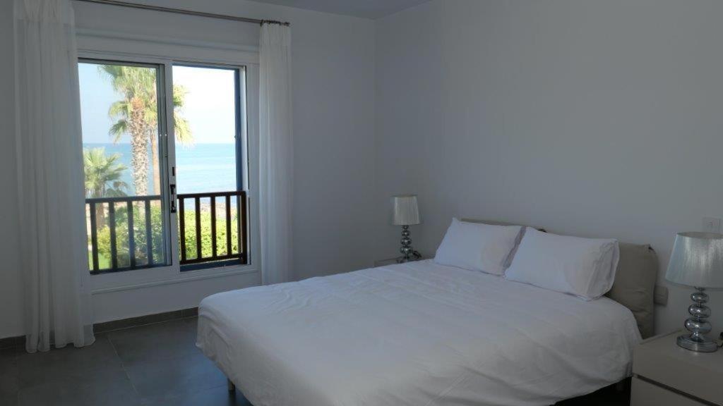 Resitour - Apollo Beach Villa 37 Klorakas Екстер'єр фото
